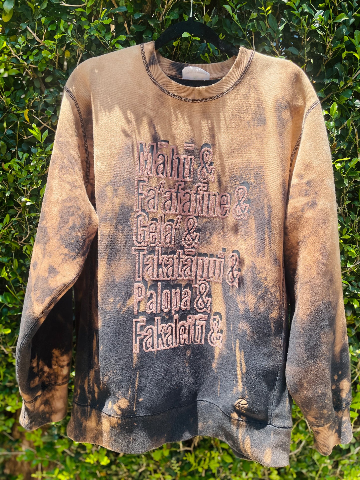 Nuanua Sweater Brown Tie Dye